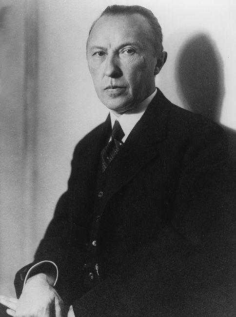 1932_Konrad_Adenauer_Portrait